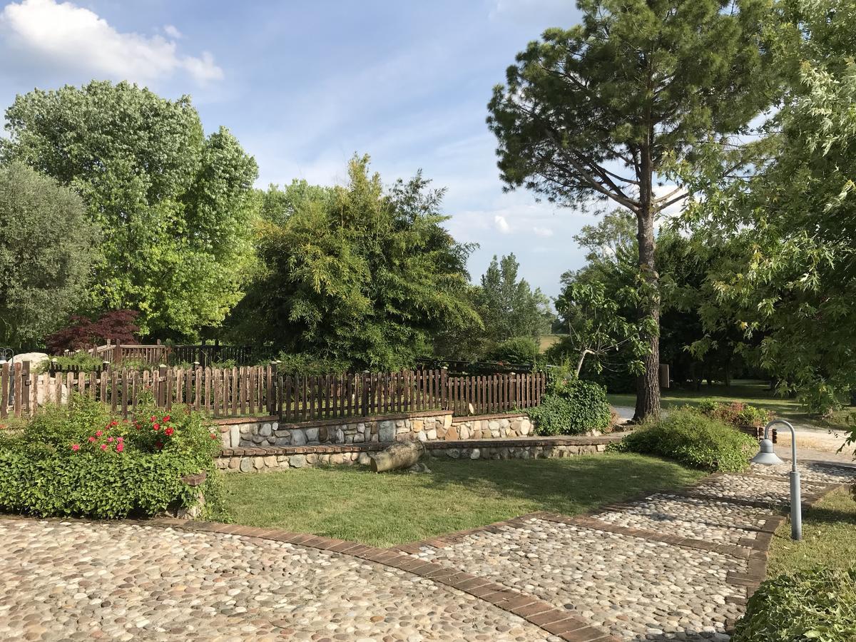 Agriturismo Corte Salandini Ponti sul Mincio Ngoại thất bức ảnh