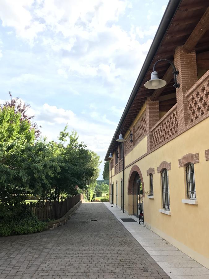 Agriturismo Corte Salandini Ponti sul Mincio Ngoại thất bức ảnh